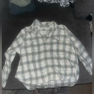 American Eagle Olive Green and White Plaid Shirt